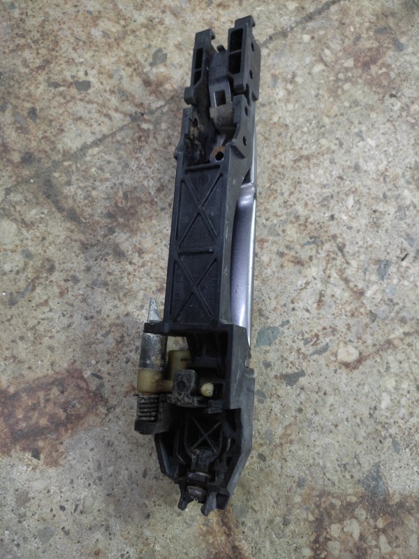 Ручка двери наружная задняя левая G25/G35/G37/Q40 06-14