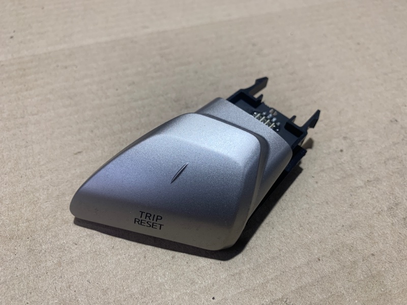 Кнопка NISSAN PATHFINDER R52 12-21 2020 R52 3.5 25273-3KA0A Б/У