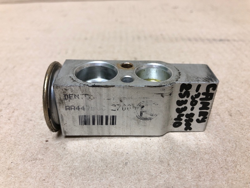 Запчасть клапан кондиционера TOYOTA CAMRY 30 02-06 2005 ACV30 2.4 2AZFE 88515-07040 Б/У Клапан кондиционера TOYOTA CAMRY 30 02-06 2005 ACV30 2.4 2AZFE 88515-07040 Б/У