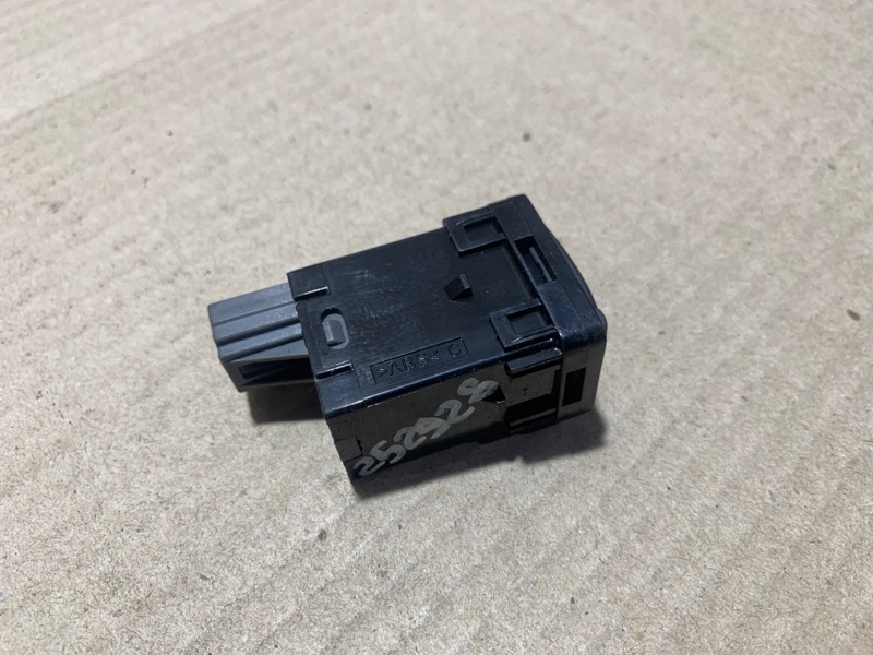 Кнопка PATHFINDER R52 12-21 2020 R52 3.5