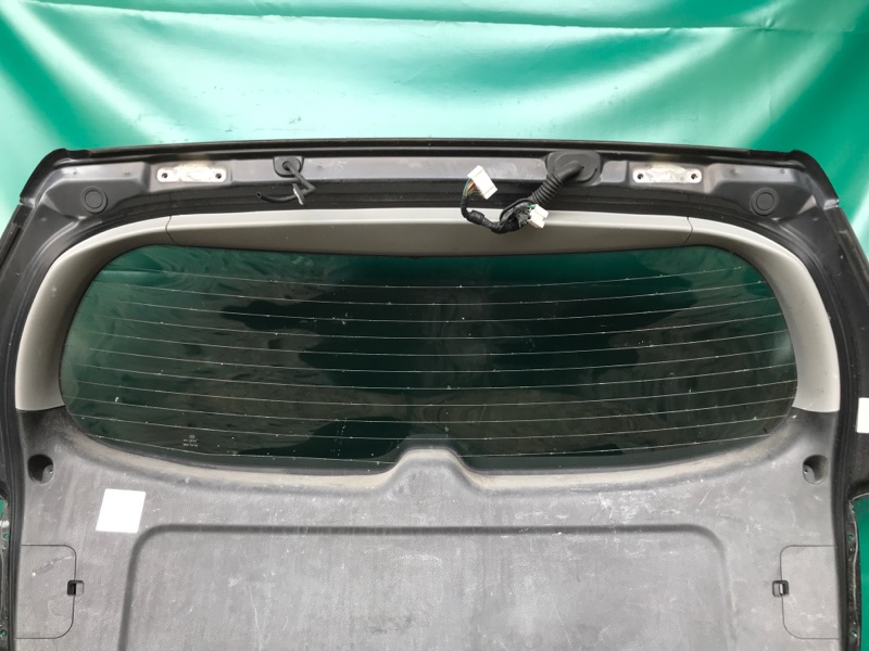 Обшивка крышки багажника SORENTO XM 09-14 2010 Внедорожник 2.4 G4KE