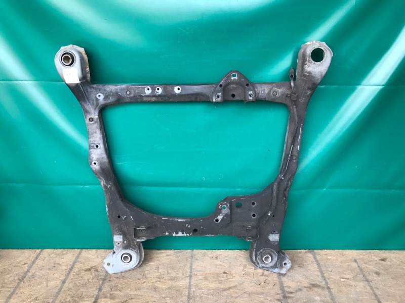 Балка передней подвески LEXUS ES300 96-01 1998 MCV20 3.0 1MZFE 51100-33030 Б/У