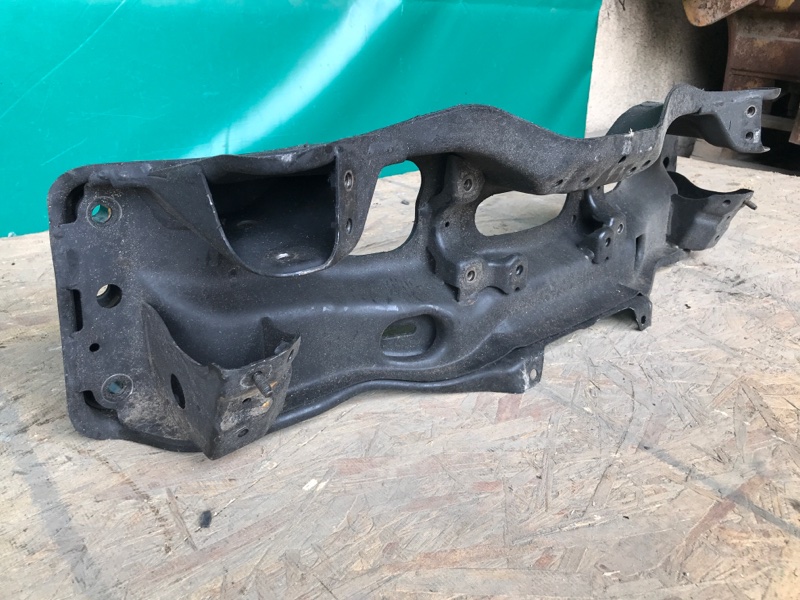 Балка передней подвески TRIBECA B10 07-13 2008 Внедорожник 3.6 EZ36