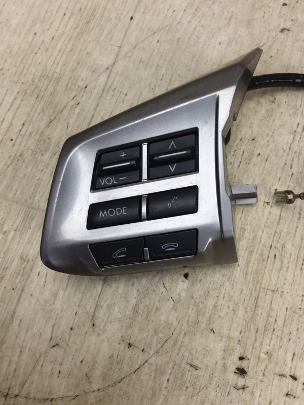 Кнопки на руль OUTBACK 09-14 BR 2012 Внедорожник 2.5 Кнопки на руль OUTBACK 09-14 BR 2012 Внедорожник 2.5