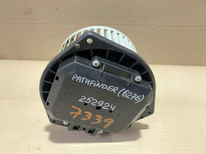 Моторчик печки передний NISSAN PATHFINDER R52 12-21 2020 R52 3.5 27225-6CA0A Б/У