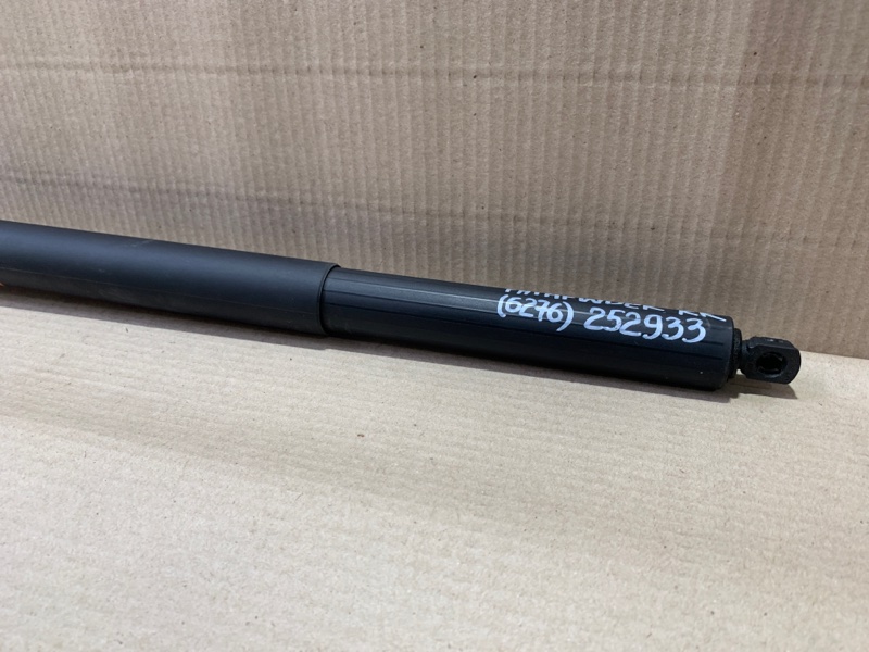 Амортизатор крышки багажника NISSAN PATHFINDER R52 12-21 R52 3.5