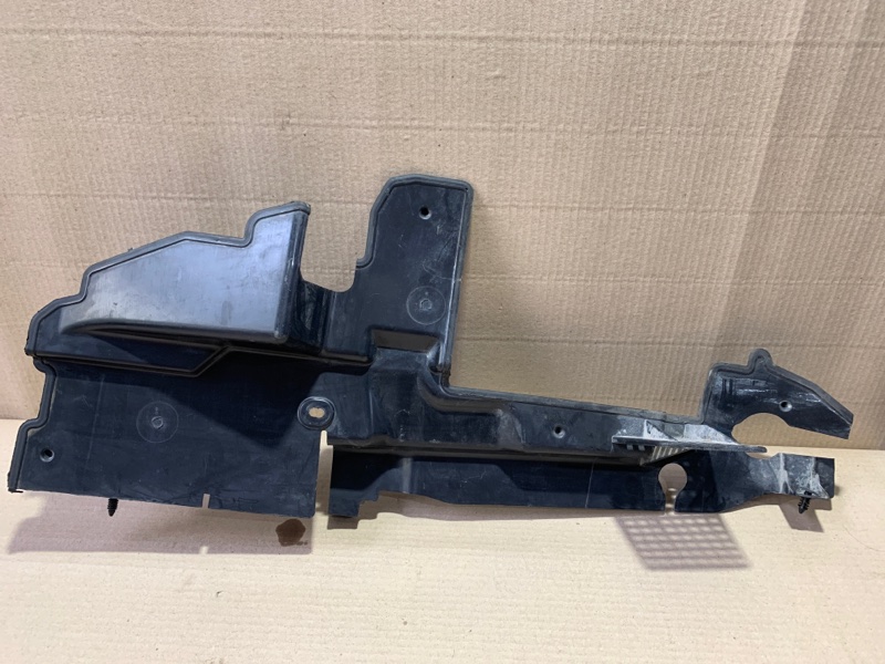 Дефлектор радиатора левый NISSAN PATHFINDER R52 12-21 R52 3.5 Дефлектор радиатора левый NISSAN PATHFINDER R52 12-21 R52 3.5