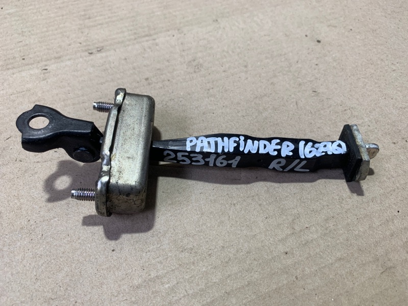 Ограничитель двери задний левый NISSAN PATHFINDER R52 12-21 2020 R52 3.5 82430-3JA0A Б/У