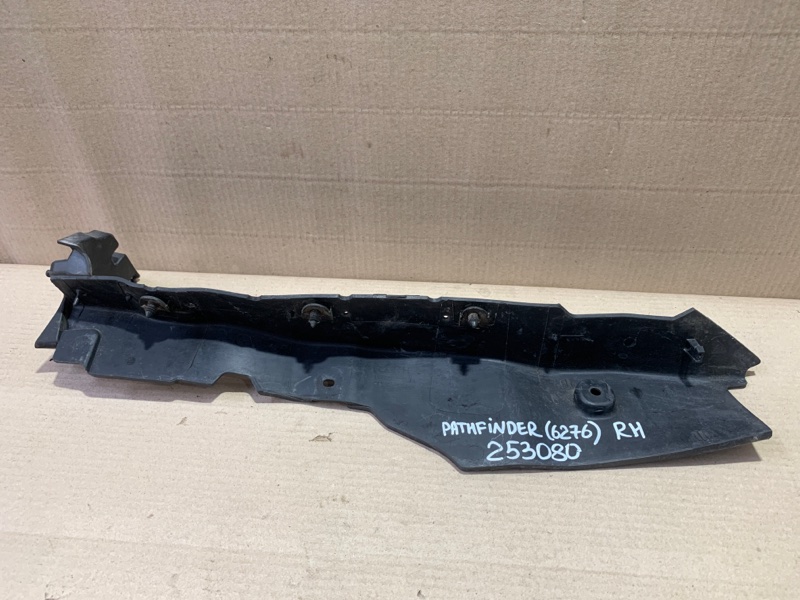 Накладка крыла переднего внутренняя правая NISSAN PATHFINDER R52 12-21 R52 3.5