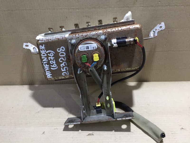 Подушка безопасности пассажира NISSAN PATHFINDER R52 12-21 R52 3.5