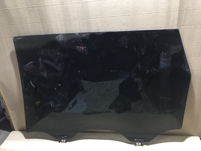 Стекло двери заднее правое PATHFINDER R52 12-21 2020 R52 3.5 Стекло двери заднее правое PATHFINDER R52 12-21 2020 R52 3.5