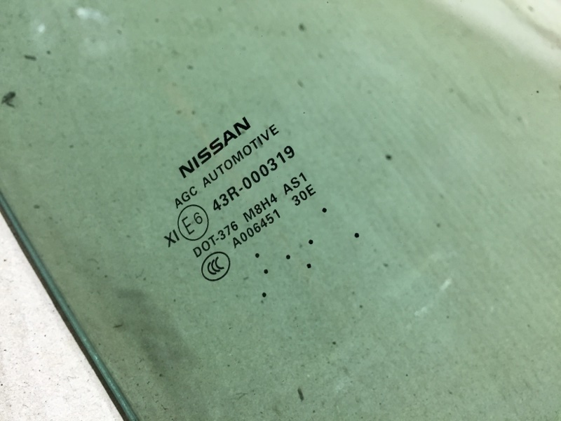 Стекло двери переднее правое NISSAN PATHFINDER R52 12-21 R52 3.5