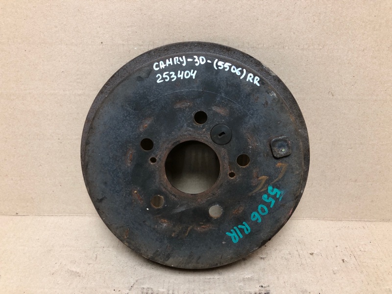 Тормозной барабан задний TOYOTA CAMRY 30 02-06 2005 ACV30 2.4 2AZFE 42431-06100 Б/У