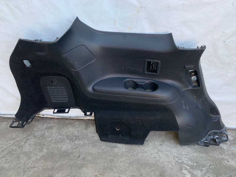 Обшивка багажника задняя левая PATHFINDER R52 12-21 2020 R52 3.5