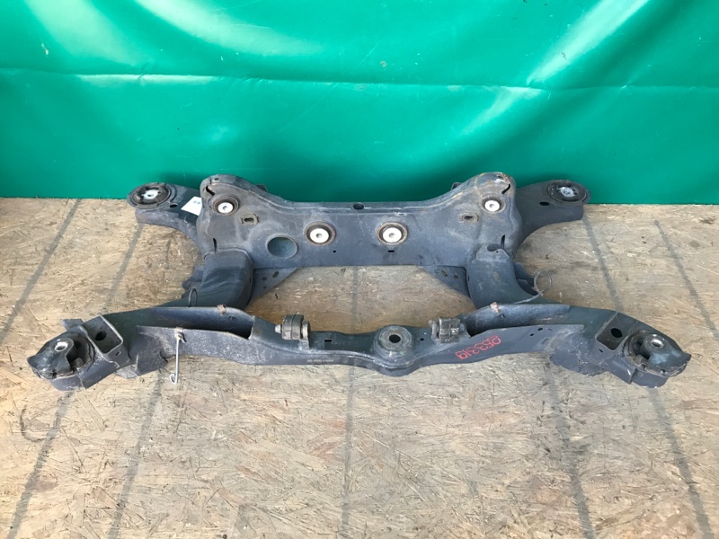 Балка задней подвески 300 04-10 СЕДАН 3.5