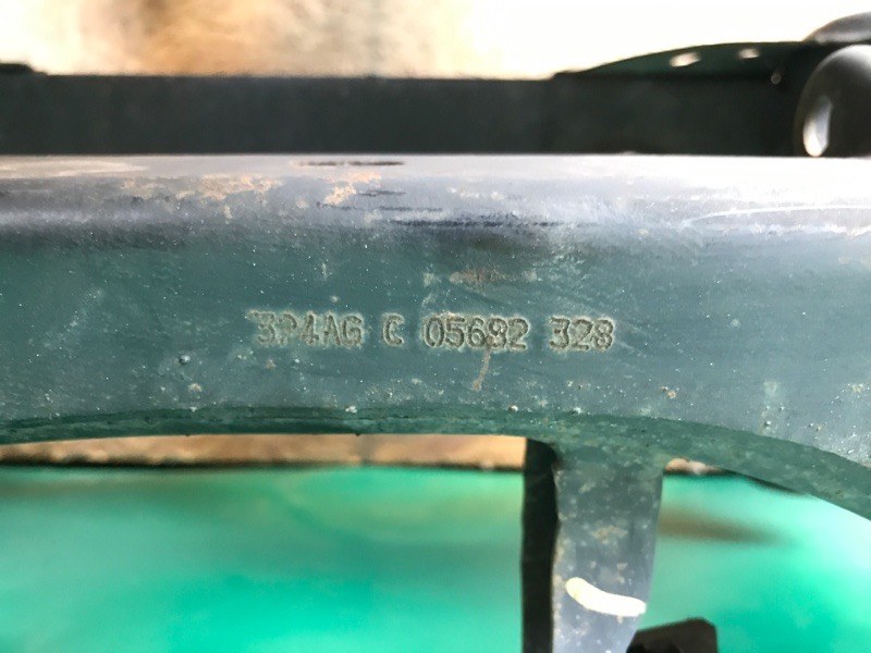 Балка задней подвески 300 04-10 СЕДАН 3.5