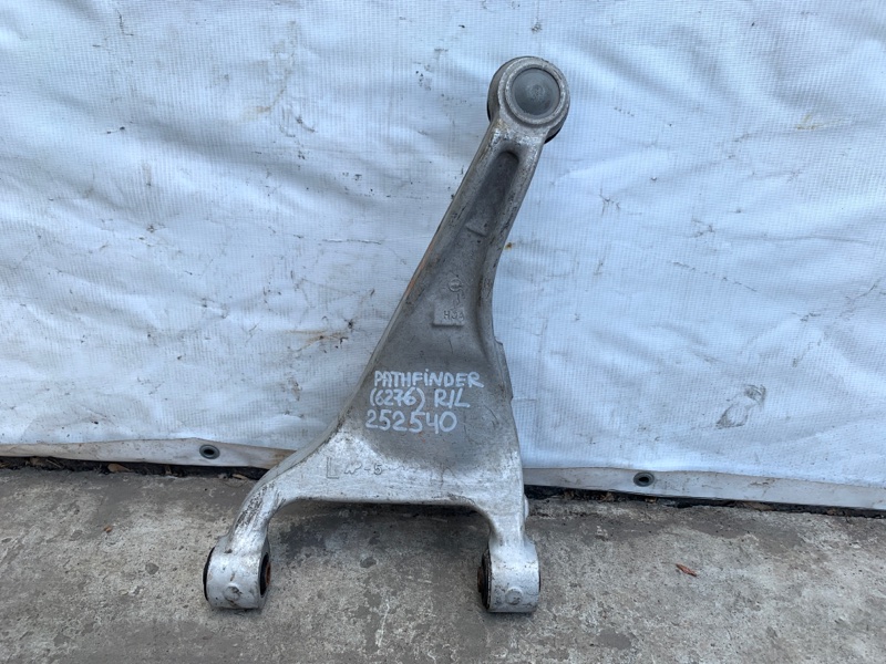 Рычаг задней подвески поперечный верхний левый NISSAN PATHFINDER R52 12-21 2020 R52 3.5 55502-3JA0B Б/У