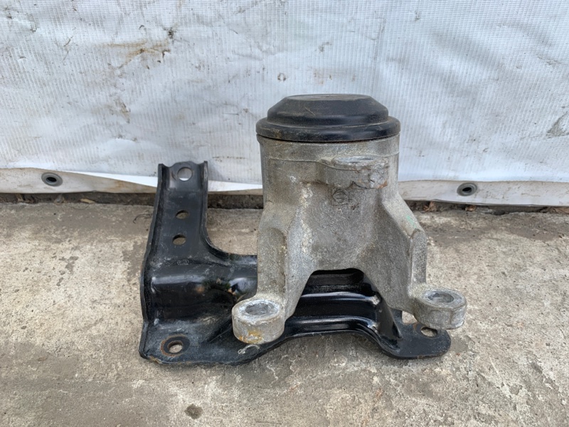 Подушка двигателя правая NISSAN PATHFINDER R52 12-21 R52 3.5 Подушка двигателя правая NISSAN PATHFINDER R52 12-21 R52 3.5