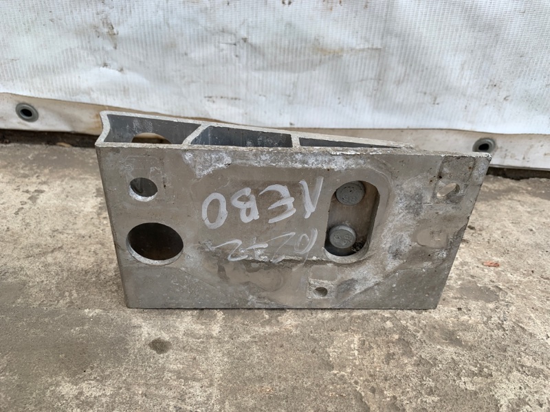 Кронштейн усилителя заднего бампера левый NISSAN PATHFINDER R52 12-21 R52 3.5