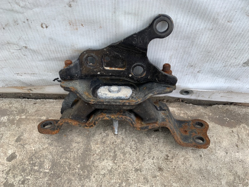 Подушка двигателя левая PATHFINDER R52 12-21 2020 R52 3.5