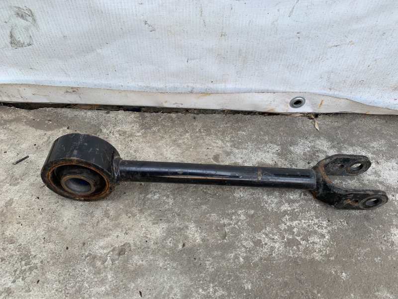 Рычаг задней подвески поперечный NISSAN PATHFINDER R52 12-21 R52 3.5