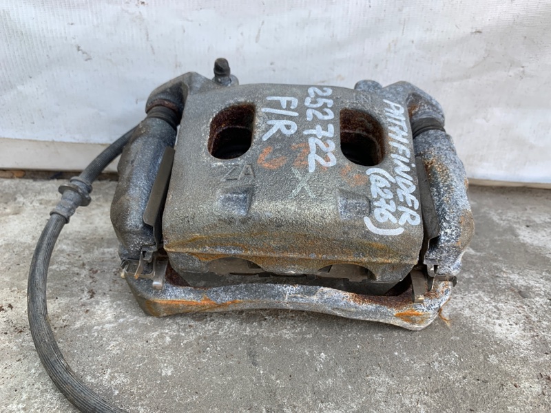 Суппорт тормозной передний правый PATHFINDER R52 12-21 2020 R52 3.5