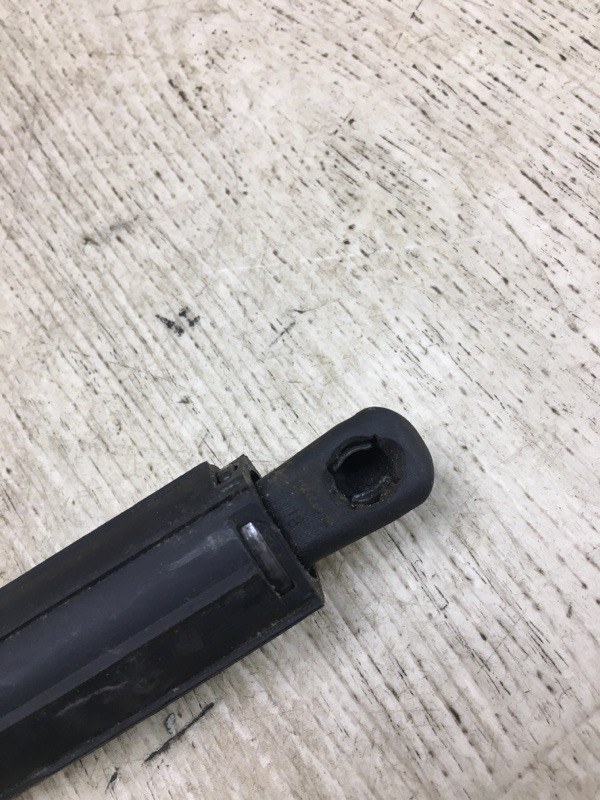 Амортизатор крышки багажника EDGE 06-14 2012 Внедорожник 2.0 Амортизатор крышки багажника EDGE 06-14 2012 Внедорожник 2.0