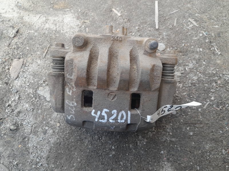 Суппорт тормозной передний правый SUBARU IMPREZA 00-07 GD/GG 26292SA000 Б/У