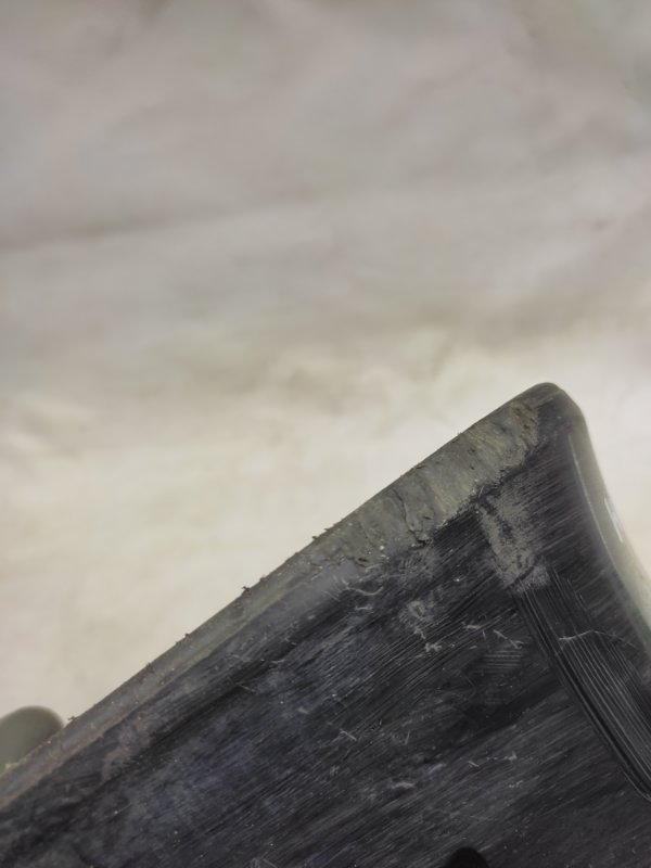 Брызговик передний левый M35/M45 04-10