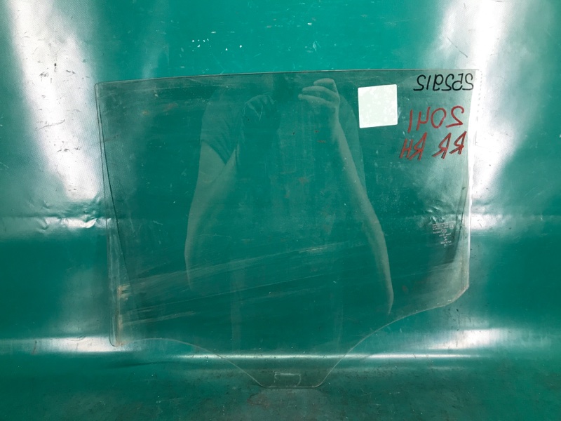 Стекло двери заднее правое INFINITI QX30 16-20 Внедорожник 2.0 20PET Стекло двери заднее правое INFINITI QX30 16-20 Внедорожник 2.0 20PET