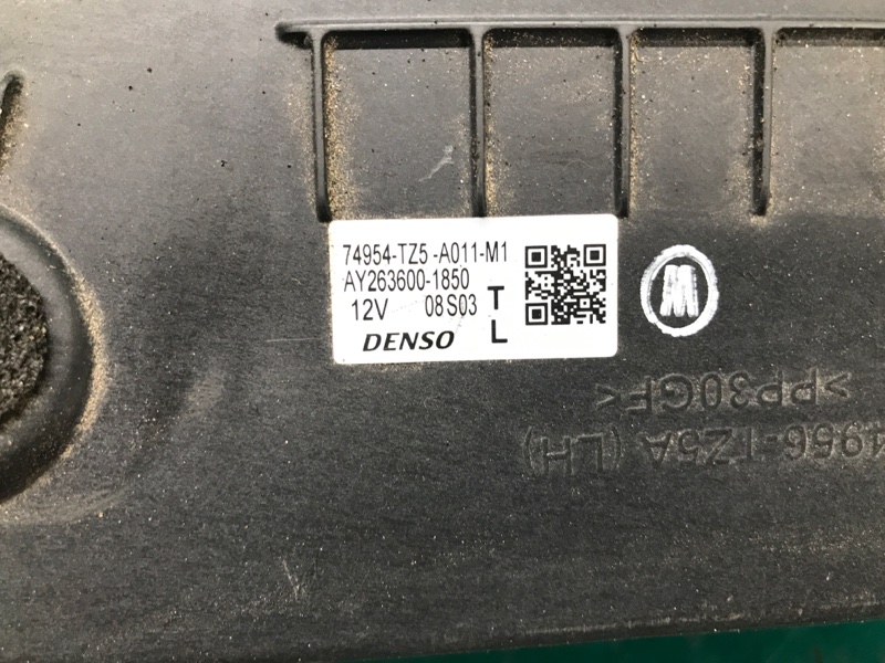 Датчик открытия багажника левый MDX (YD3) 13-21 2016 Внедорожник 3.5 J35Y5