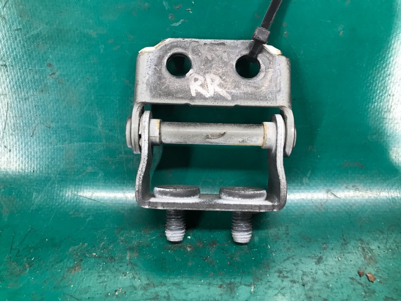 Петля крышки багажника правая MAZDA CX-7 06-12 Внедорожник 2.5 L5