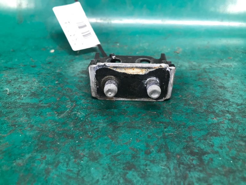 Петля крышки багажника правая CX-7 06-12 2009 Внедорожник 2.5 L5