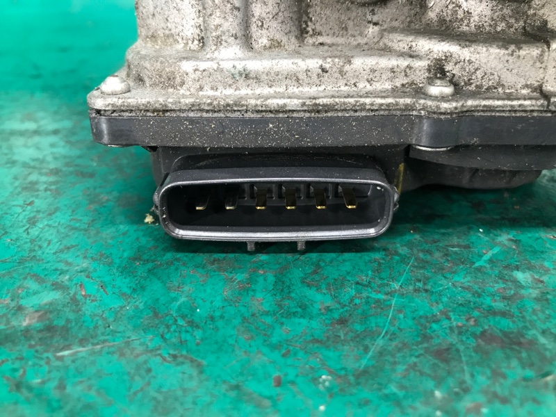 Дроссельная заслонка PRIUS - 30 09-17 2013 ZVW30 1.8 2ZRFXE