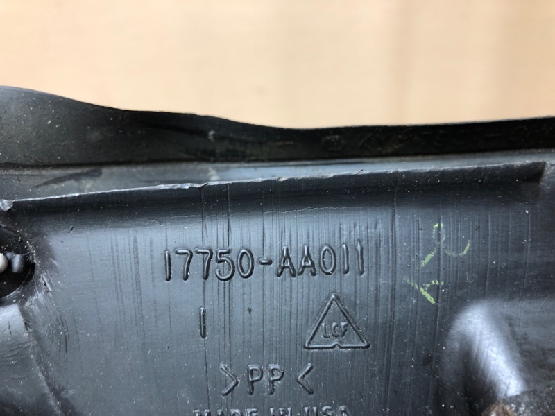 Воздухозаборник TOYOTA SOLARA 03-09 ACV30 Кабриолет 3.3 3MZ-FE Воздухозаборник TOYOTA SOLARA 03-09 ACV30 Кабриолет 3.3 3MZ-FE