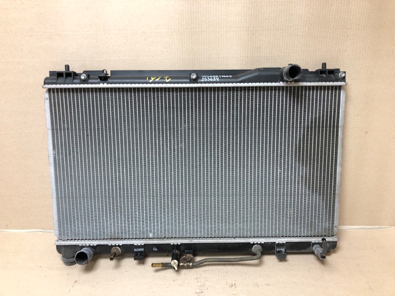 Запчасть радиатор основной TOYOTA SOLARA 03-09 2007 ACV30 Кабриолет 3.3 3MZ-FE 16400-0A420 Б/У Радиатор основной TOYOTA SOLARA 03-09 2007 ACV30 Кабриолет 3.3 3MZ-FE 16400-0A420 Б/У