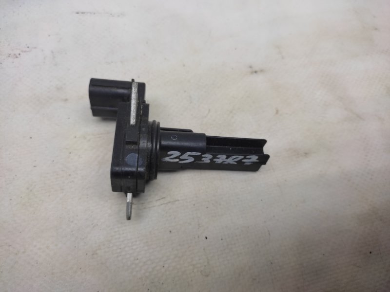 Расходомер воздуха LEXUS LS460 06-12 22204-38020 Б/У