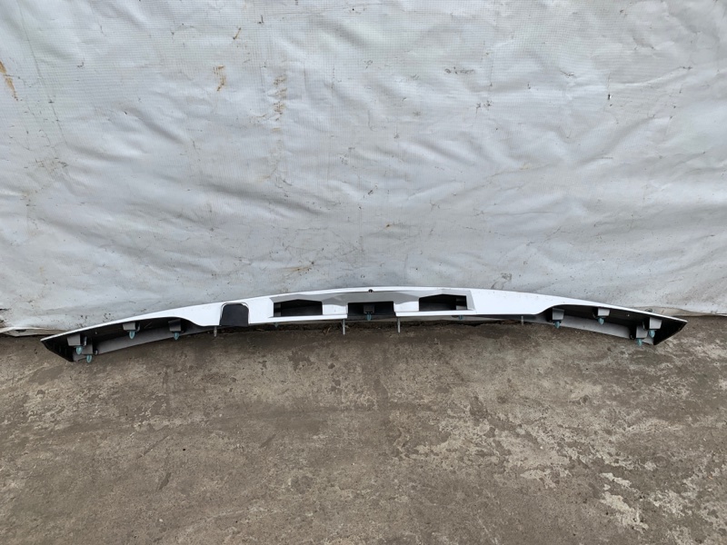 Панель подсветки номера PRIUS - 30 09-17 2013 ZVW30 2ZR-FXE