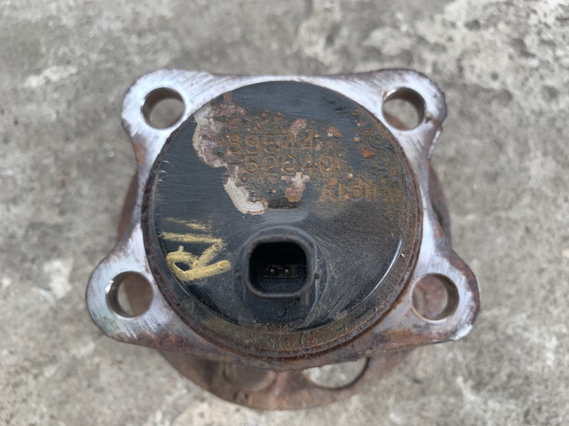 Ступица задняя PRIUS - 30 09-17 2013 ZVW30 2ZR-FXE