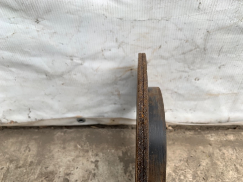 Тормозной диск задний PRIUS - 30 09-17 2013 ZVW30 2ZR-FXE