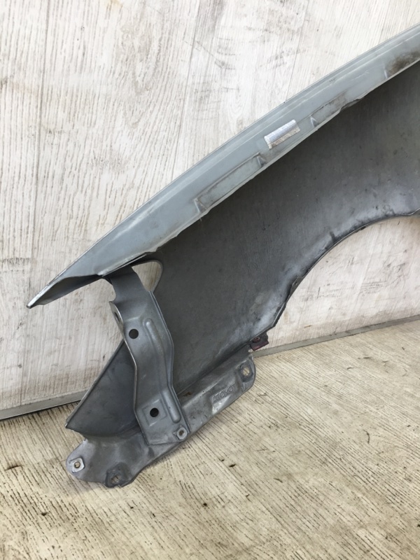 Крыло переднее правое CAMRY 30 02-06 2002 ACV30L 2.4 2AZFE