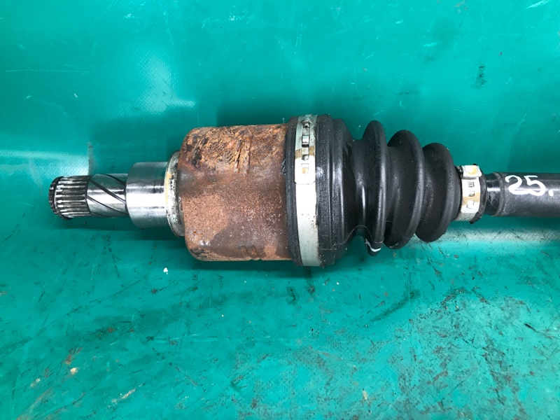 Привод передний правый NISSAN SENTRA B17 12-21 Седан 1.8 MRA8DE Привод передний правый NISSAN SENTRA B17 12-21 Седан 1.8 MRA8DE