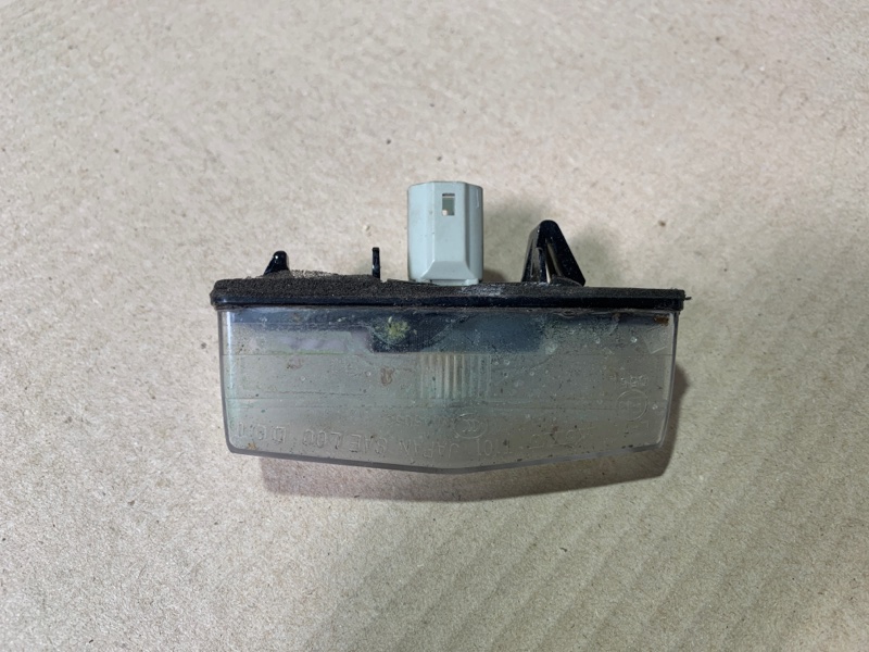 Подсветка номера PRIUS - 30 09-17 2013 ZVW30 2ZR-FXE Подсветка номера PRIUS - 30 09-17 2013 ZVW30 2ZR-FXE