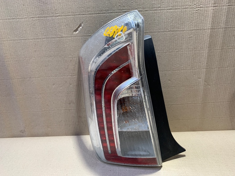 Запчасть фонарь наружный левый TOYOTA PRIUS - 30 09-17 2013 ZVW30 2ZR-FXE 81561-47190 Б/У Фонарь наружный левый TOYOTA PRIUS - 30 09-17 2013 ZVW30 2ZR-FXE 81561-47190 Б/У