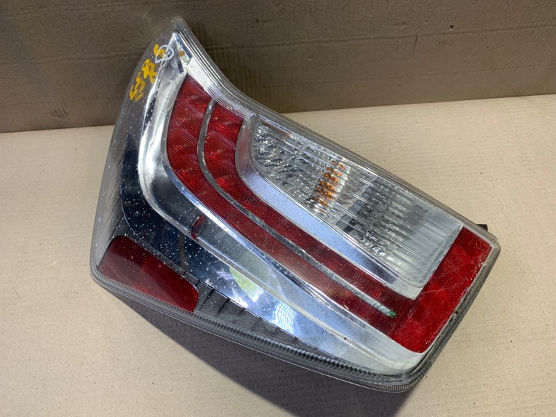 Фонарь наружный левый PRIUS - 30 09-17 2013 ZVW30 2ZR-FXE Фонарь наружный левый PRIUS - 30 09-17 2013 ZVW30 2ZR-FXE