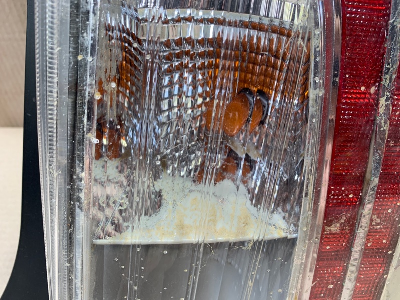 Фонарь наружный правый PRIUS - 30 09-17 2013 ZVW30 2ZR-FXE Фонарь наружный правый PRIUS - 30 09-17 2013 ZVW30 2ZR-FXE