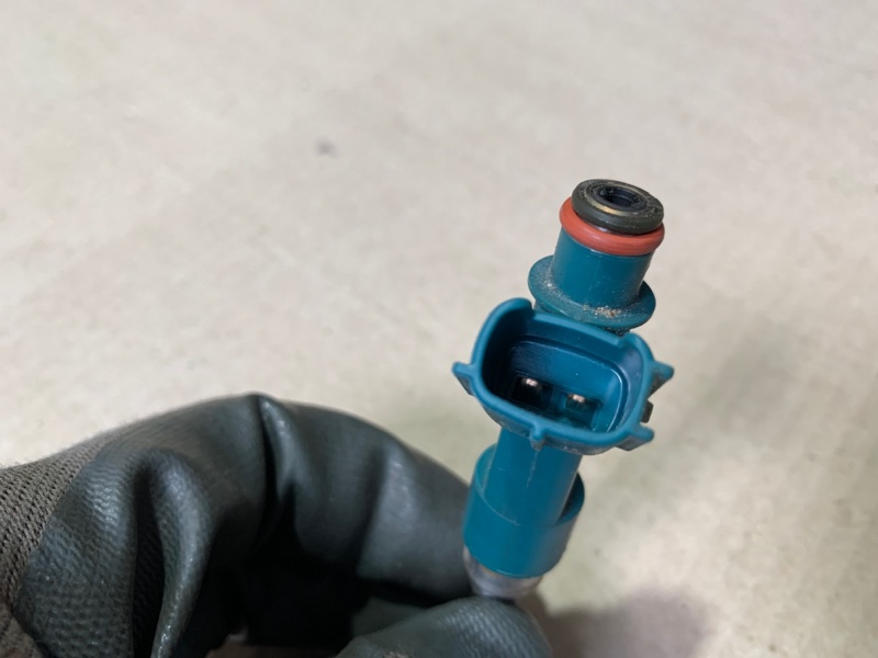 Форсунка топливная TOYOTA PRIUS - 30 09-17 ZVW30 2ZR-FXE Форсунка топливная TOYOTA PRIUS - 30 09-17 ZVW30 2ZR-FXE