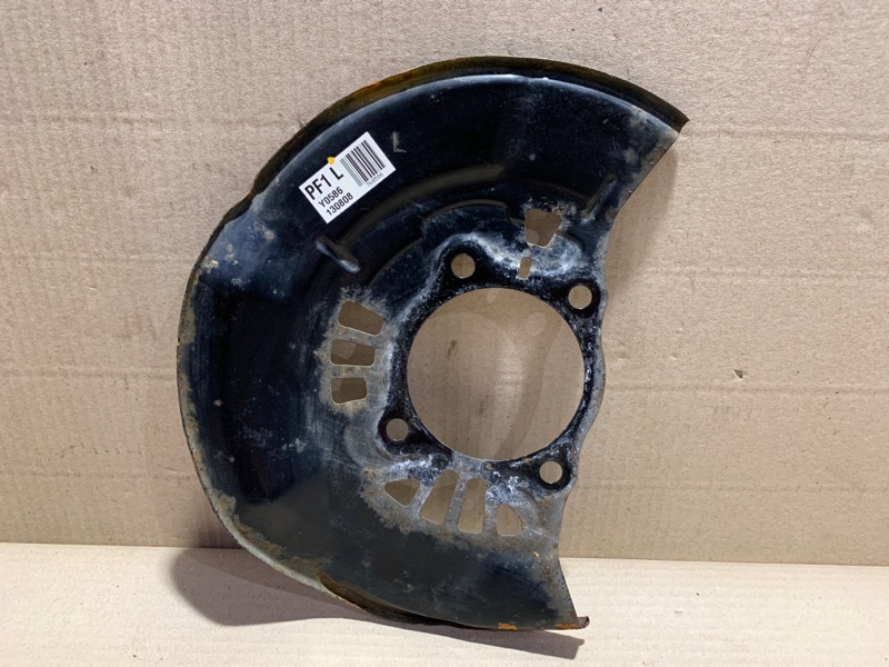 Защита тормозного диска передняя левая PRIUS - 30 09-17 2013 ZVW30 2ZR-FXE