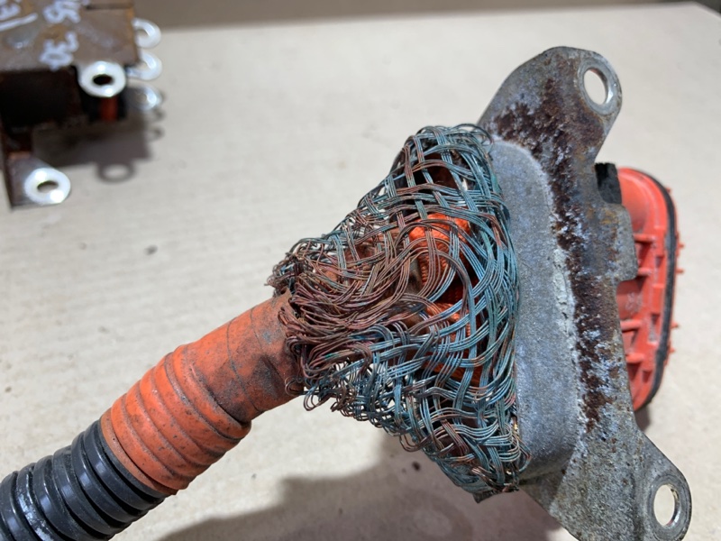 Проводка высоковольтной батареи TOYOTA PRIUS - 30 09-17 ZVW30 2ZR-FXE Проводка высоковольтной батареи TOYOTA PRIUS - 30 09-17 ZVW30 2ZR-FXE