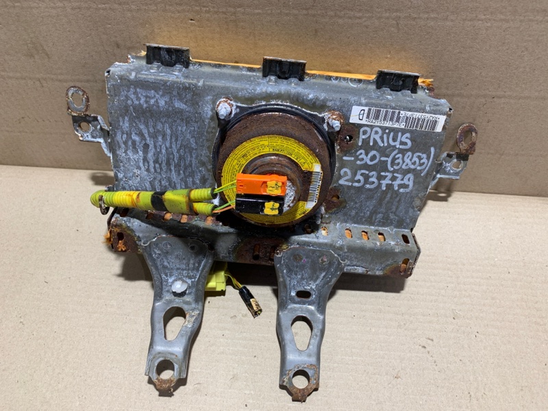 Подушка безопасности пассажира PRIUS - 30 09-17 2013 ZVW30 2ZR-FXE